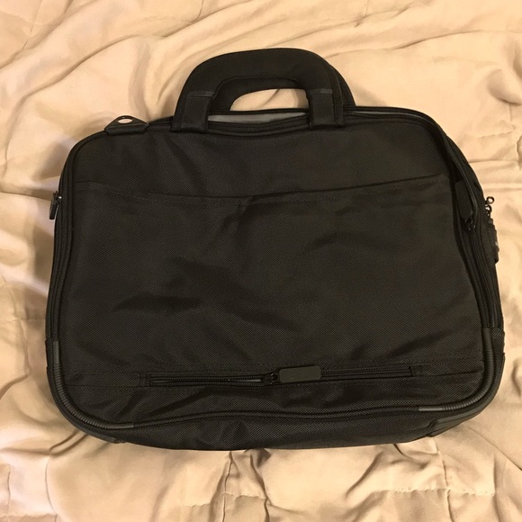 Eco Style Laptop Case - Picture 2 of 8